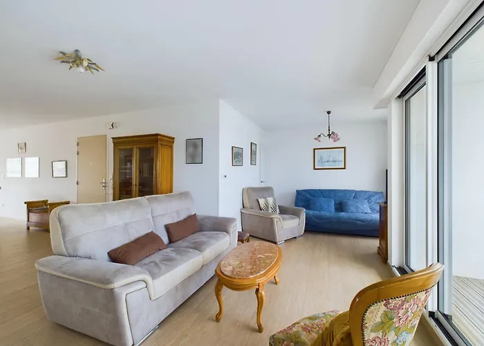 Vue Directe Port Des Sables 4 Adultes-2 Enfants